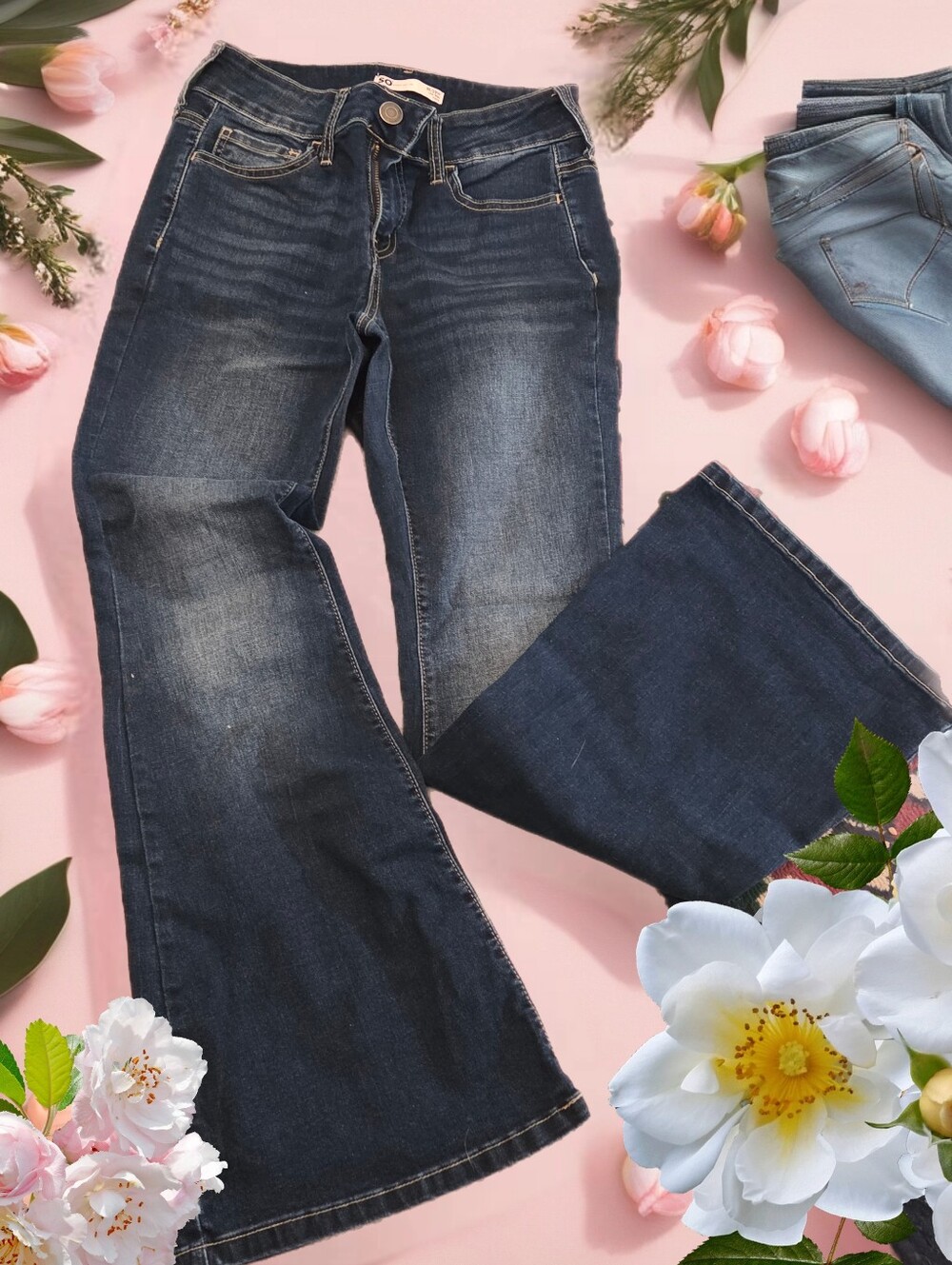 *1390 never used low rise flare jeans Women Juniors 9S / 29W
